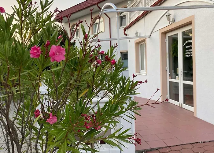 Vendégház Europa - Sala *